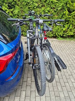 Nosič bicyklov na ťažné zariadenie