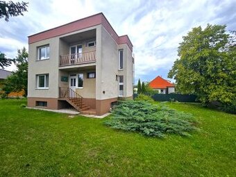 Veľký 6 izbový rodinný dom - Rakoľuby