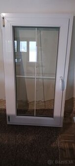 Plastové okno v125 x 69šírka, hrúbka 7,6cm