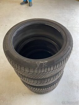 Continental 235/40 R18 zimné