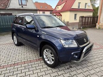 Suzuki Grand Vitara 2.0 103kW 2009 145858km 4x4 TAŽNÉ BEZ K