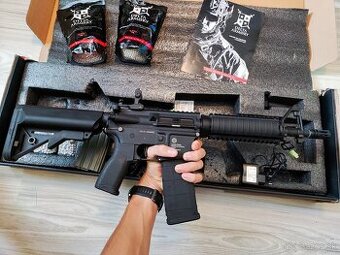 Airsoft gun M4 CQB-R Charlie