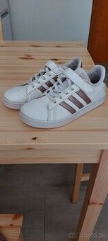 Dievčenské tenisky adidas