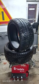 255/35 r18 2ks