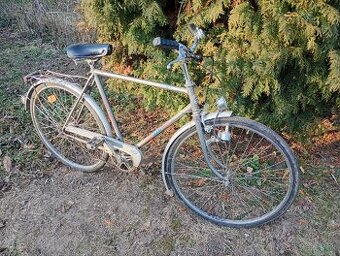 Cestný  retro bicykel KTM.