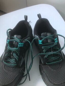 nepremokavé tenisky Mizuno