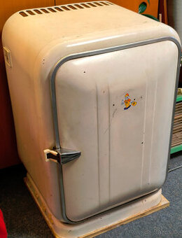 chladničku Elektrosvit z roku 1965