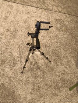 Predám stojan na telefón