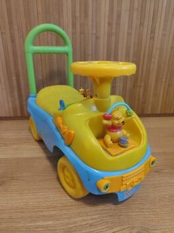 Odrážadlo Medvedík Pu