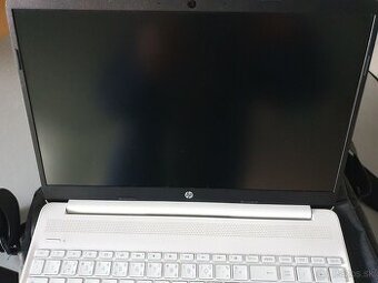 notebook HP 15" zachovaly