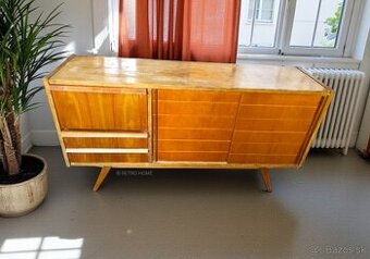 Retro komoda so zásuvkami