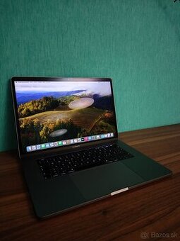 MacBook Pro 15 2019 | i7 • 16GB • 256GB SSD