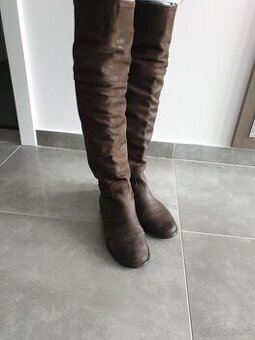 Čižmy veľ.38