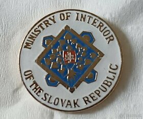 Klopový odznak "Ministerstvo vnútra Slovenskej republiky"
