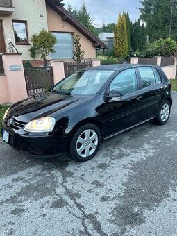 Vw golf 5 benzín 2008 147 tis km