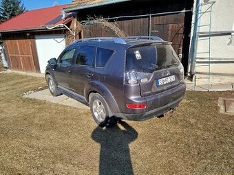 Mitsubishi Outlander ll 2010 2,4 benzín /plyn