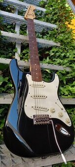 Stratocaster Squier-30 ročný kus.