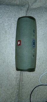 JBL Charge 4