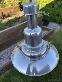 Predám závesnú lampu