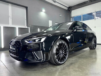 Audi A4 Sedan 40 2.0 TDI S-LINE QUATTRO BLACK LINE