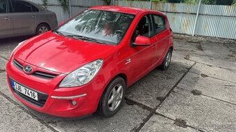 HYUNDAI I20 LPG 1,4 73 KW,ROK 2009,NAJ 168 TKM,PLNĚ POJÍZDNÉ