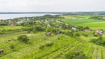 Vinica, dobrý prístup a pekné výhľady na Šíravu