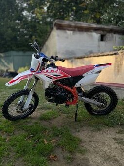 JJM Y125 - 1