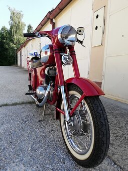 Jawa 250