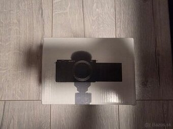 Sony Alpha ZV-E10