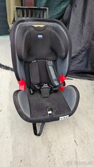 Chicco Akita Fix 9-36kg