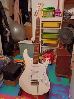 Yamaha Pacifica