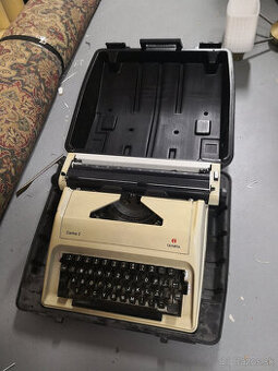 Písací stroj carina 2