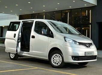 Kúpim Nissan NV200
