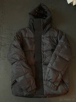 Moncler Cierny kabat