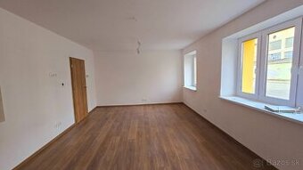 Predám 2 izbový byt v centre mesta Púchov