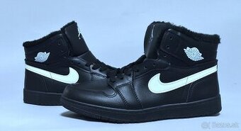 Zateplené členkové tenisky 41