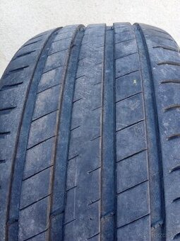 Letné pneu 255/55 R18
