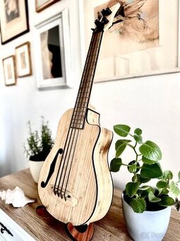 Predám basové ukulele Ortega