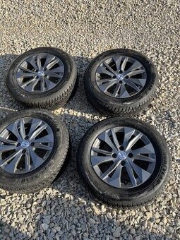 Komplety Good Year Ultra Grip 215/60R/16 99H - 1