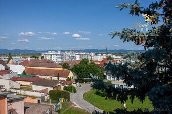 IBA U NÁS - 3 izbový byt žiadanej lokality Vrbového