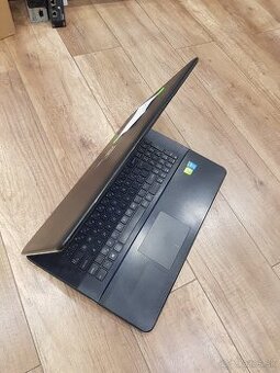 Pracovný notebook ASUS X751LN