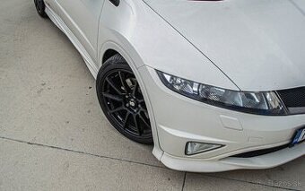 Honda Civic TypeR FN2 2.0 i-VTEC 148kW Championship White - 1