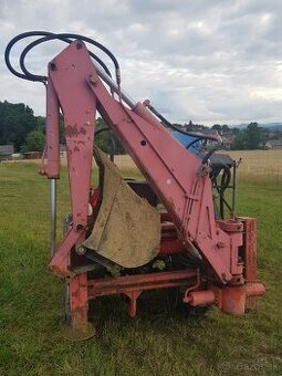 Podkop za traktor UNC