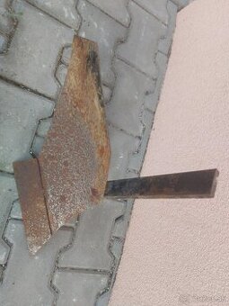 Jednoradličný pluh