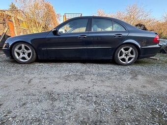 Mercedes-Benzín E280 CDI 4matic