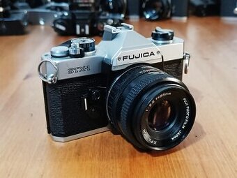 Hist. fotoaparáty pro sběratele-Fujica, Konica, Exakta...