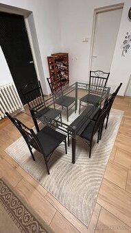 jedálenský stôl so 6 stoličkami