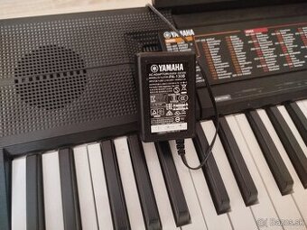 Ymah PSR-F51 Keyboard