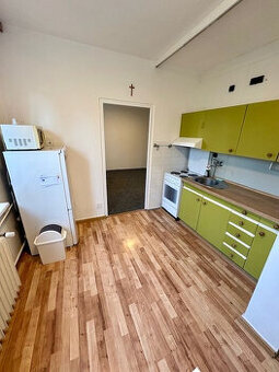 Prenájom bytu 1 + 1 v Čadci