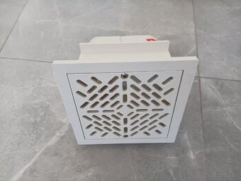 Bazénová vpusť, trisky a prechodky